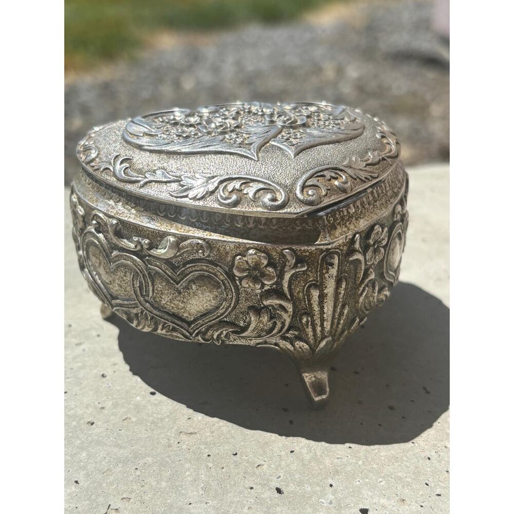 Antique Silver Plated Double Heart Jewlery‎ Box